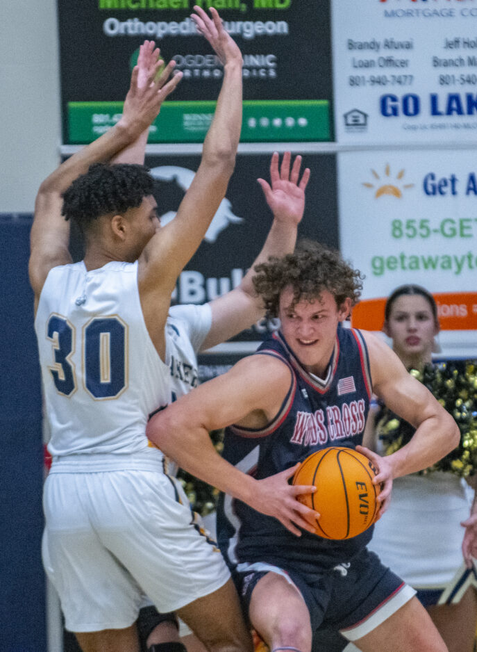 Boys basketball Jake Williams’ late 3 sends Bonneville to 1st region